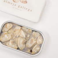 Natural galician clams