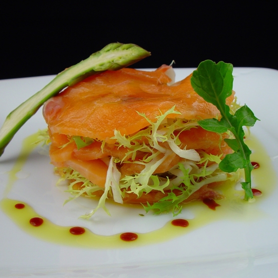 Marinated salmon with soy oil served in mille-feuille with endive