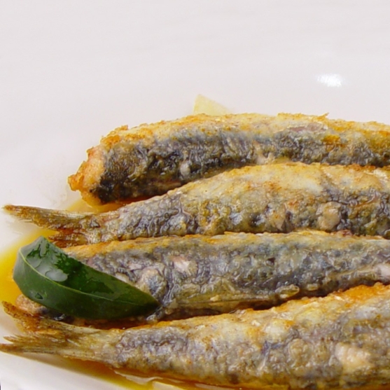 Traditional sardines in escabeche