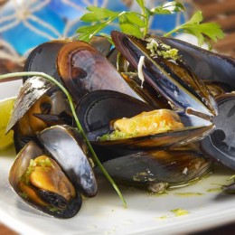 Steamed mussels with lime...