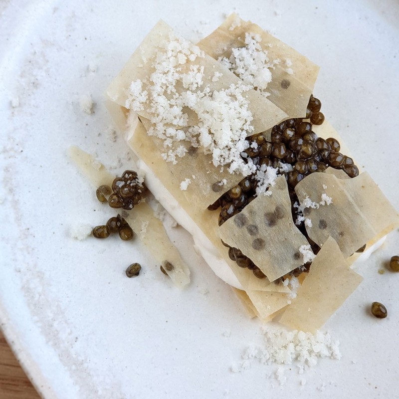 Chantilly millefeuille, caviar del Tíbet and parmigiano reggiano
